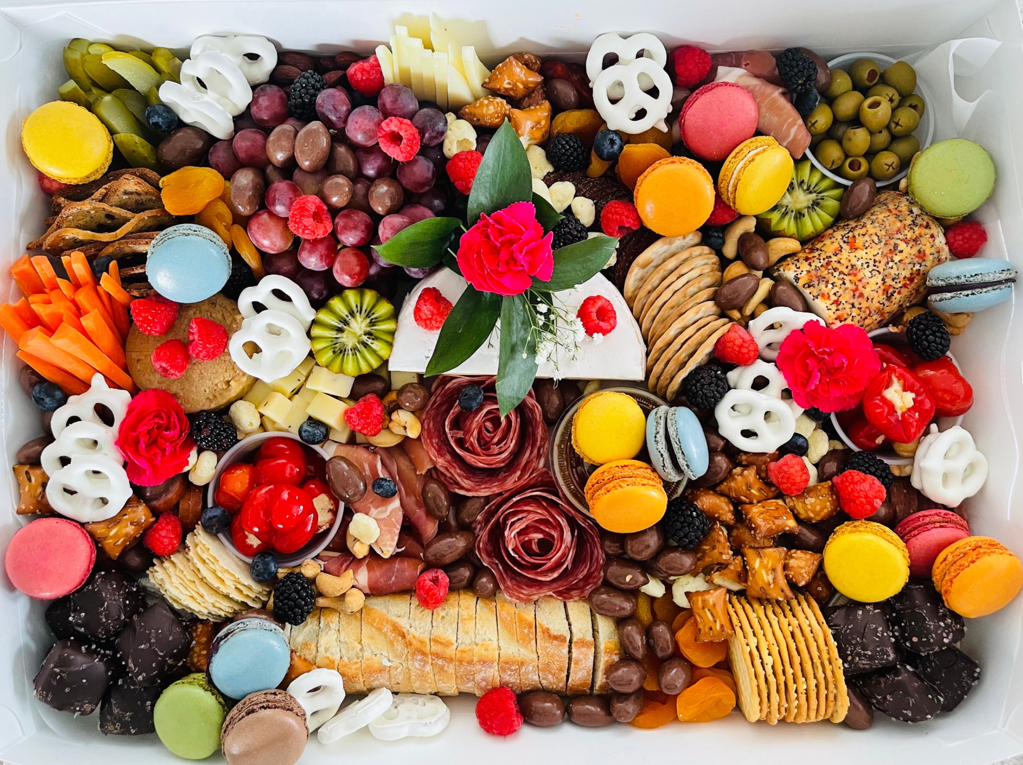 Classic Honeybrie charcuterie box